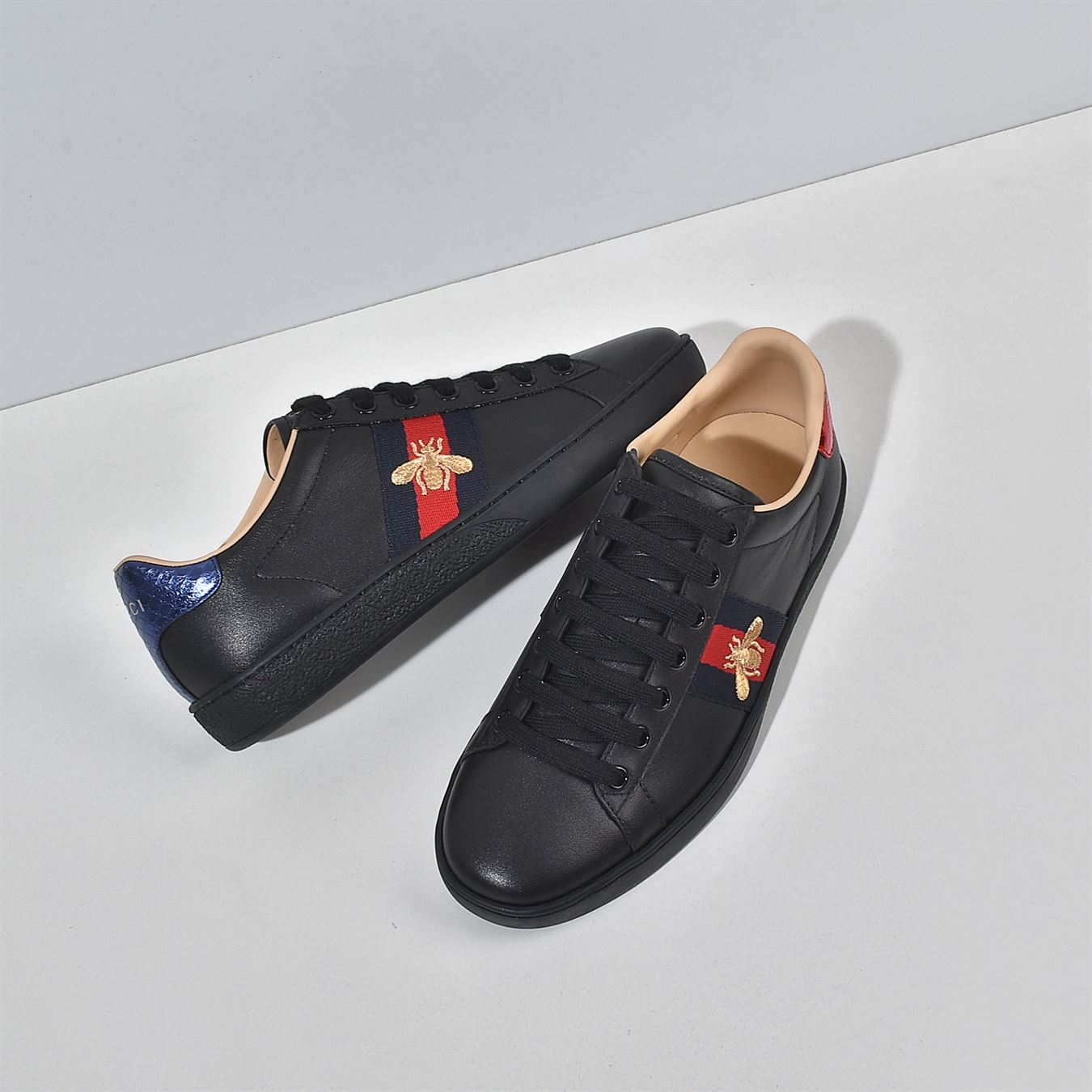 Gvc*1 Dupes Shoes MENS ACE EMBROIDERED SNEAKER GCC026