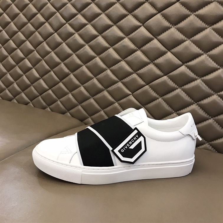 GIVENCHY ELASTICATED LOGO STRAP SNEAKERS GVC004