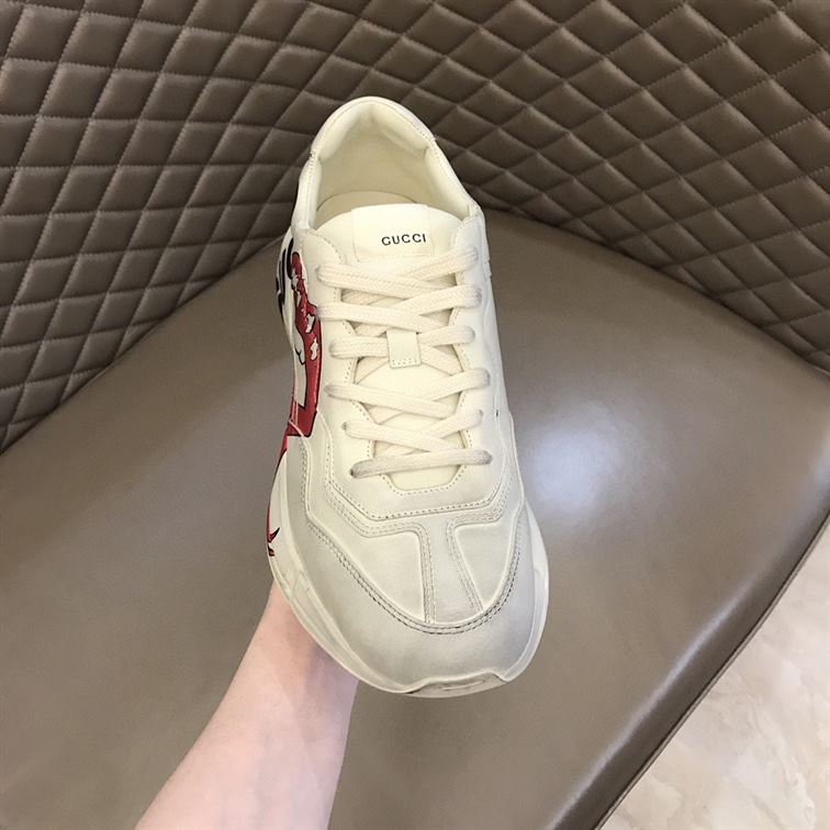 Gvc*1 RHYTON SNEAKER WITH MOUTH PRINT GCC016