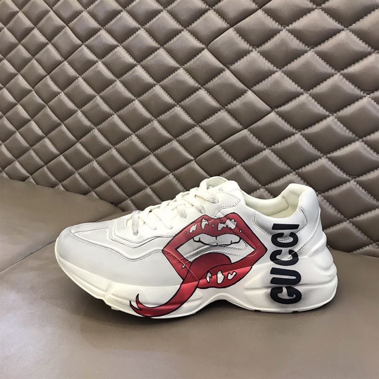 Gvc*1 RHYTON SNEAKER WITH MOUTH PRINT GCC016