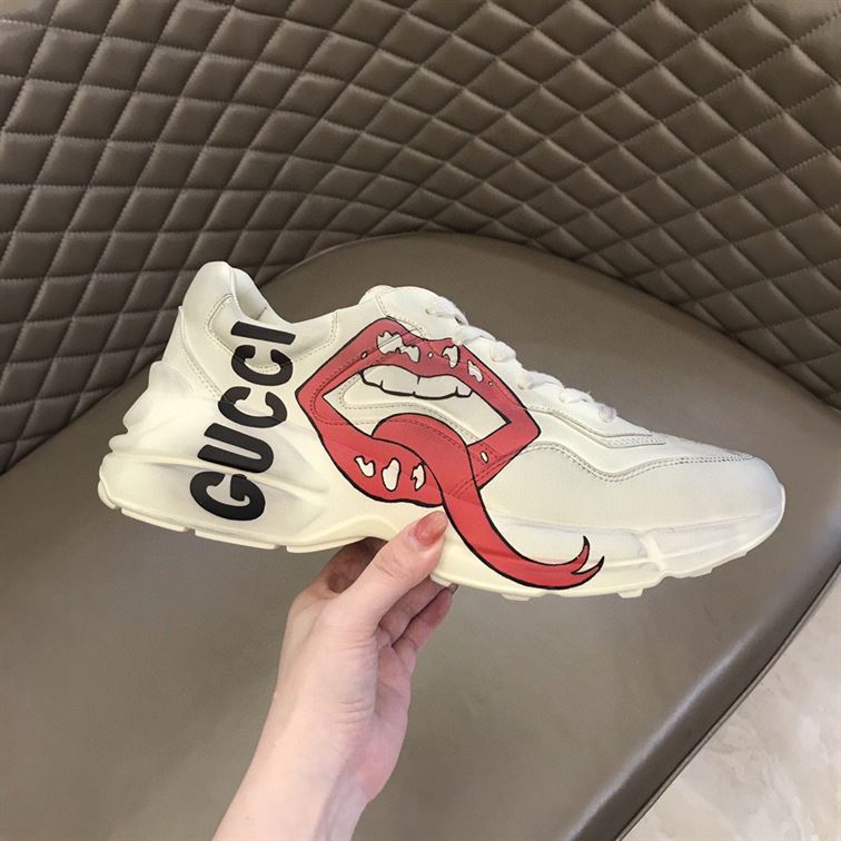 Gvc*1 RHYTON SNEAKER WITH MOUTH PRINT GCC016