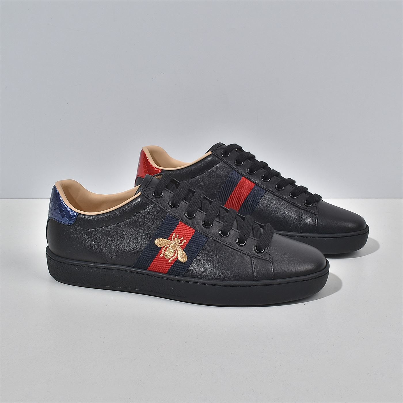 Gvc*1 Dupes Shoes MENS ACE EMBROIDERED SNEAKER GCC026