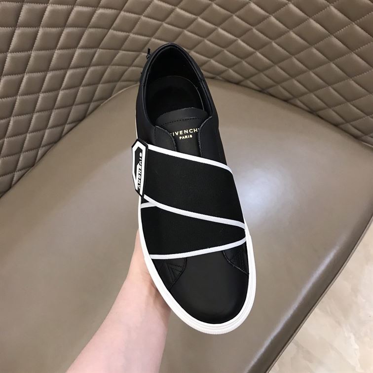 GIVENCHY ELASTICATED LOGO STRAP SNEAKERS   GVC005