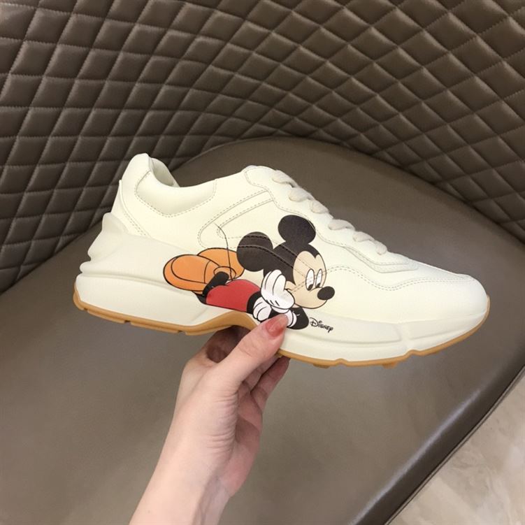 Gvc*1 RHYTON X DISNEY GCC011