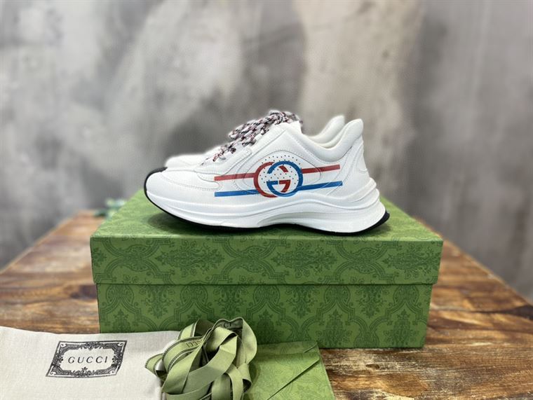 Gvc*1 RUN SIDE-STRIPE SNEAKERS GCC096