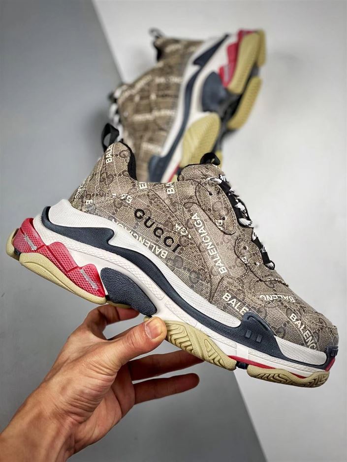 Gvc*1 X Ba1en*iaga TRIPLE S SNEAKER BLA039
