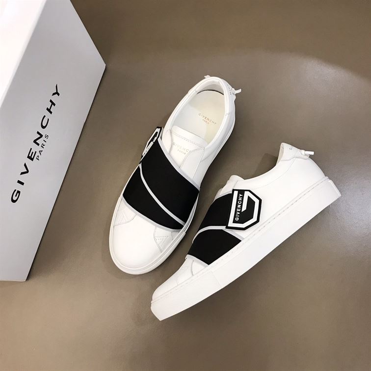 GIVENCHY ELASTICATED LOGO STRAP SNEAKERS GVC004