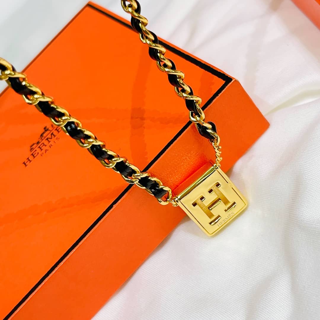 Cheap H**me5 Necklace