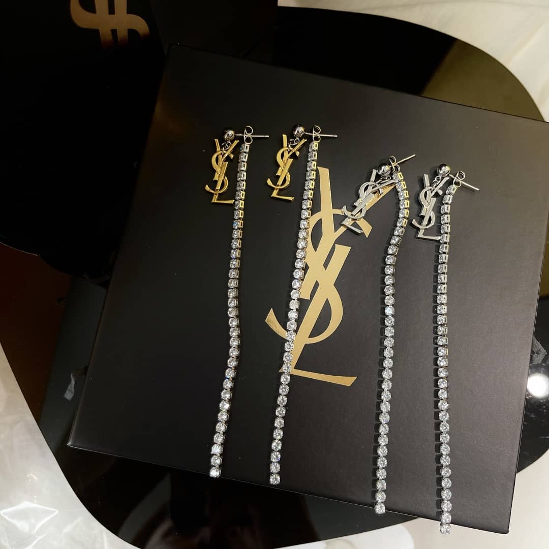 Designer Y51 Classic Earring