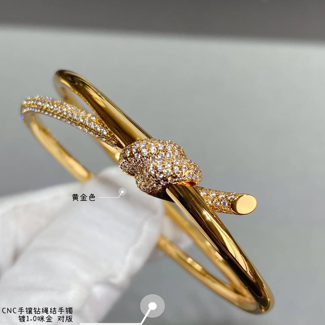 T*f*ny Bracelet Copy