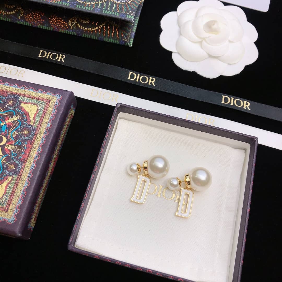 Chr1st1an D10r Earring For Sale
