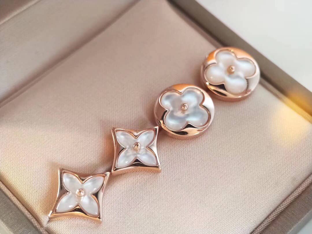 Best L0vis Vvtt0n Classic Earring