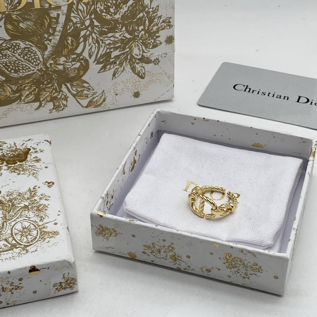 Replica Chr1st1an D10r Ring