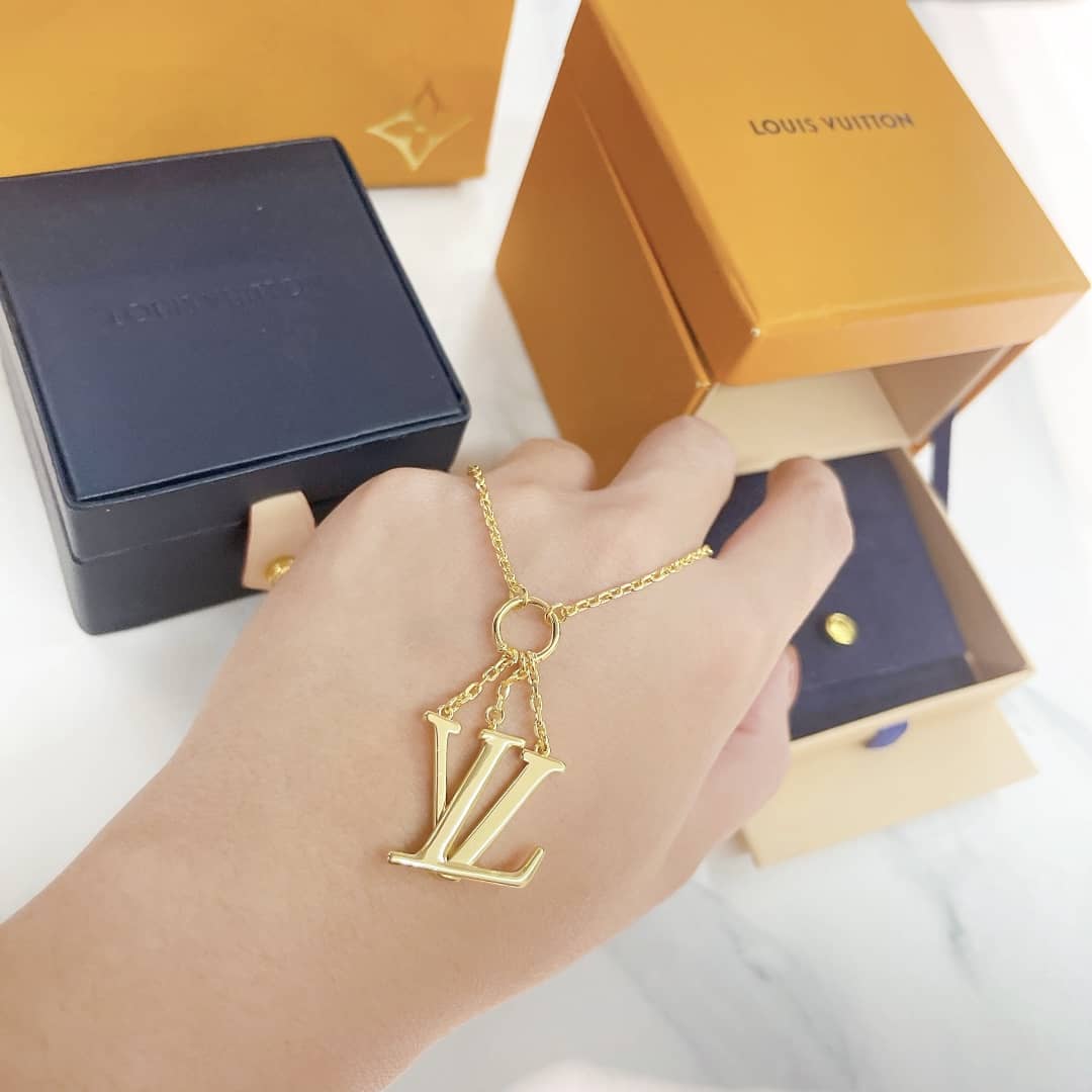 Knockoff L0vis Vvtt0n Logo Necklace