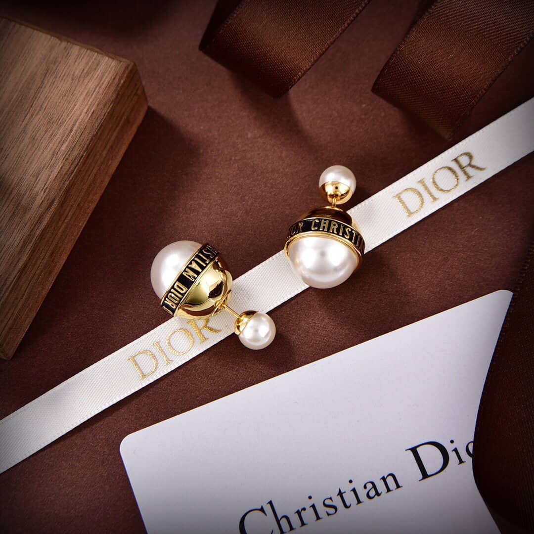 Chr1st1an D10r Earring First Copy