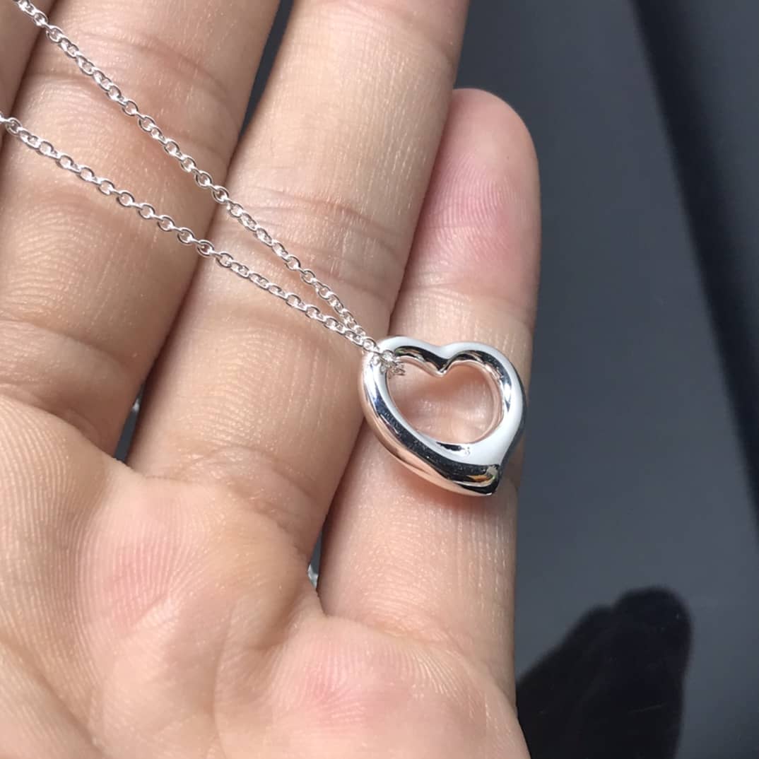 Knockoff T*f*ny Logo Necklace
