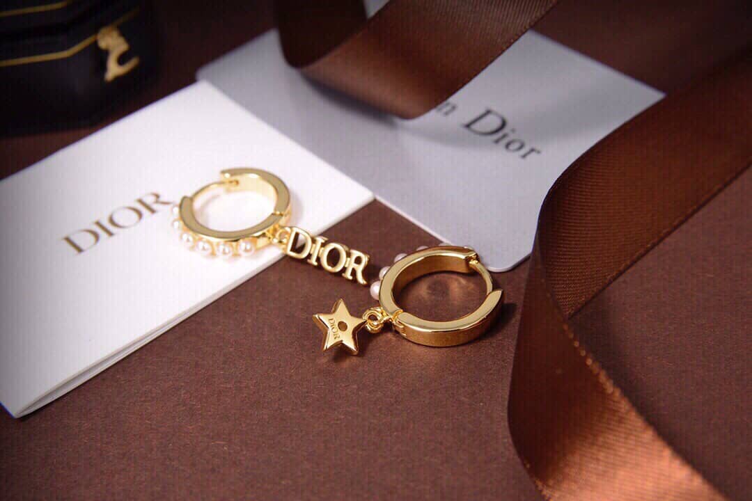 Wholesale Chr1st1an D10r AAA+ Earring