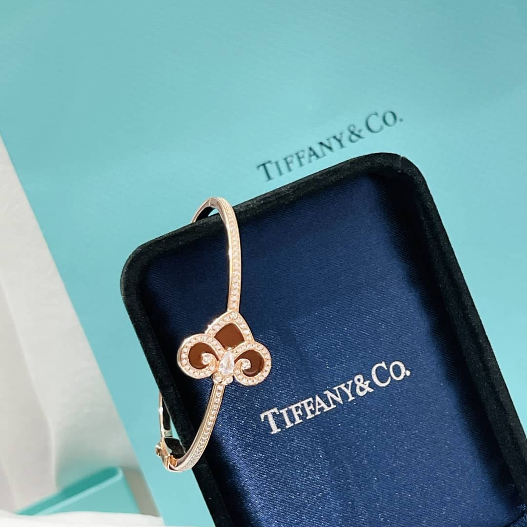 Best T*f*ny Classic Bracelet