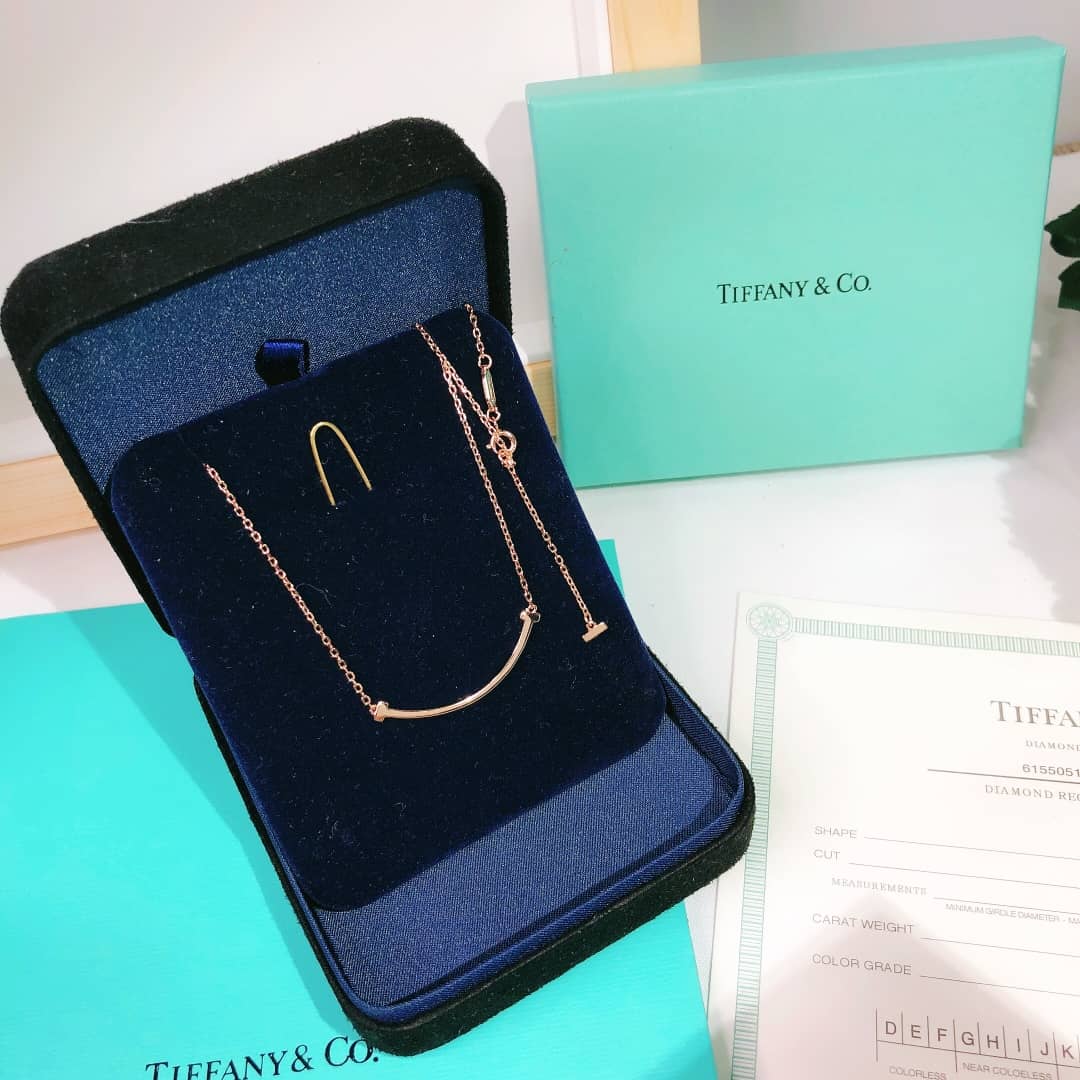Knockoff T*f*ny Logo Necklace