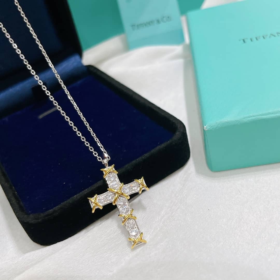 Designer T*f*ny Classic Necklace