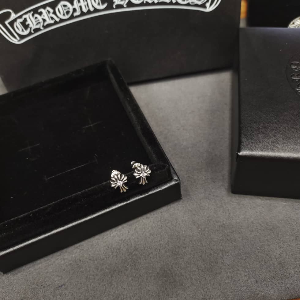 Luxury Ch*0me He**ts Classic AAA+ Earring