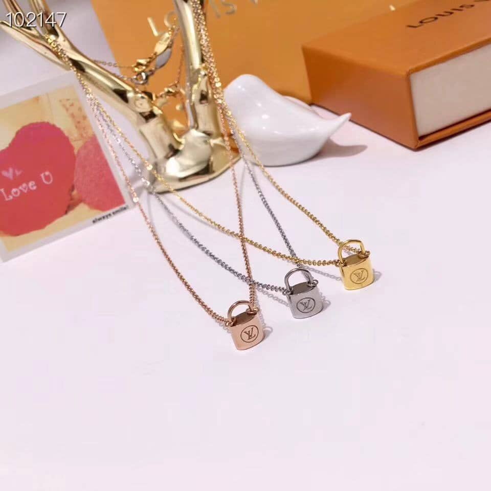 Designer L0vis Vvtt0n Classic Necklace