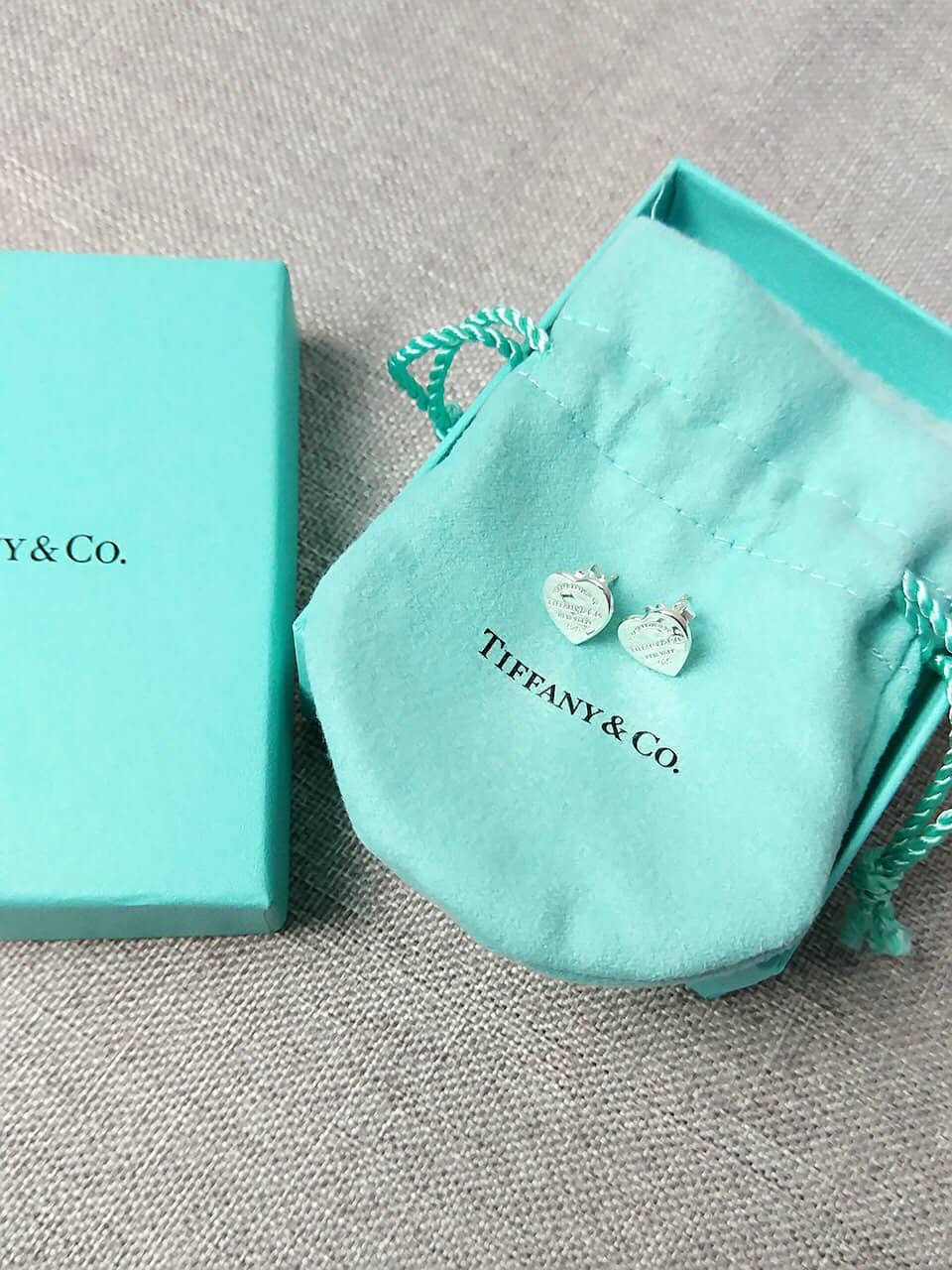 Designer T*f*ny Classic Earring
