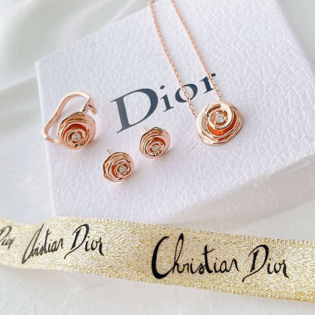 Chr1st1an D10r Earring Copy