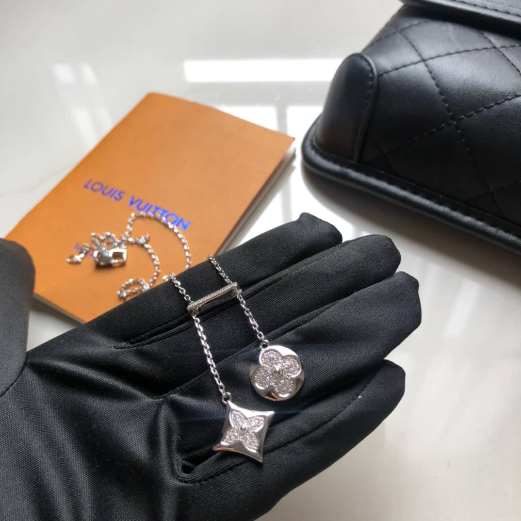 Designer L0vis Vvtt0n Classic Necklace