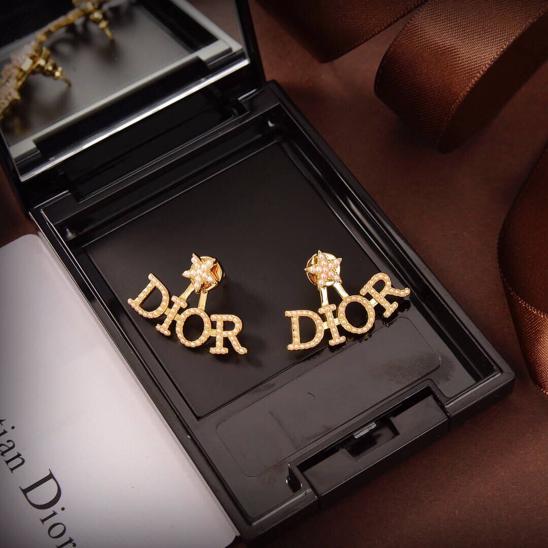 Top Quality Chr1st1an D10r Earring