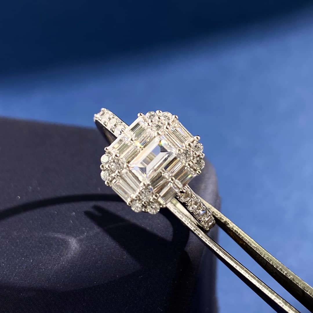 High Quality T*f*ny Ring