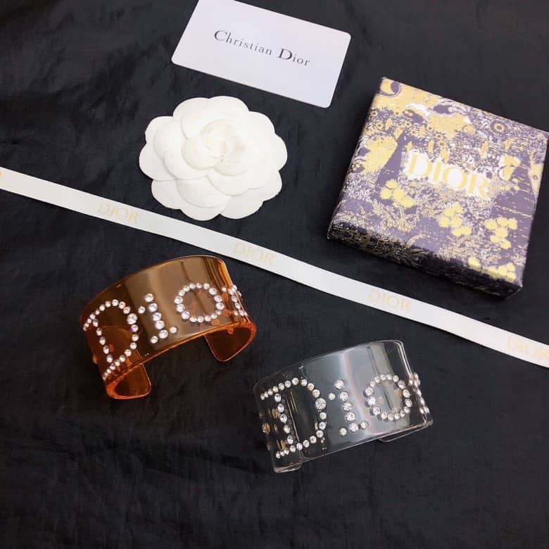 Knockoff Chr1st1an D10r Logo Ring