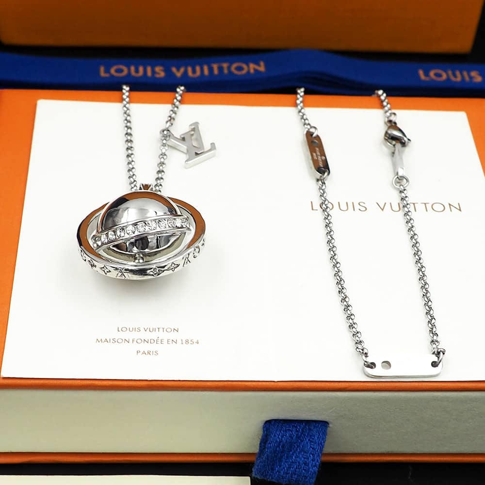 7 Star L0vis Vvtt0n Necklace