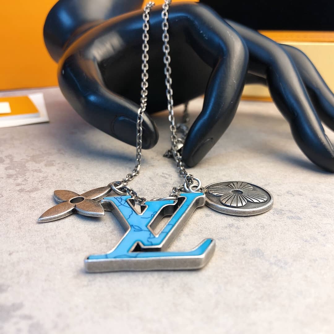High Quality L0vis Vvtt0n Necklace