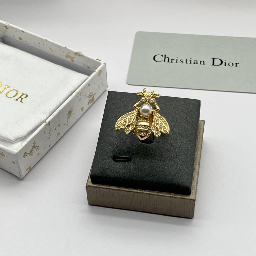 Best Chr1st1an D10r Classic Ring
