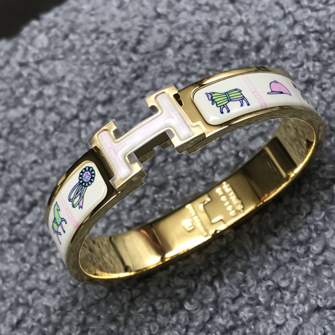 H**me5 Bracelet Copy