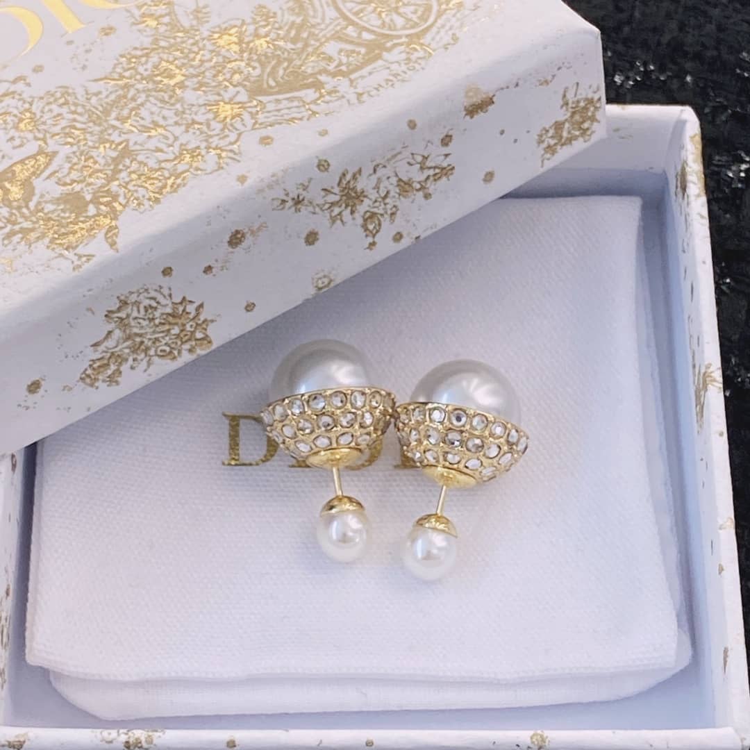 High Quality Chr1st1an D10r Earring