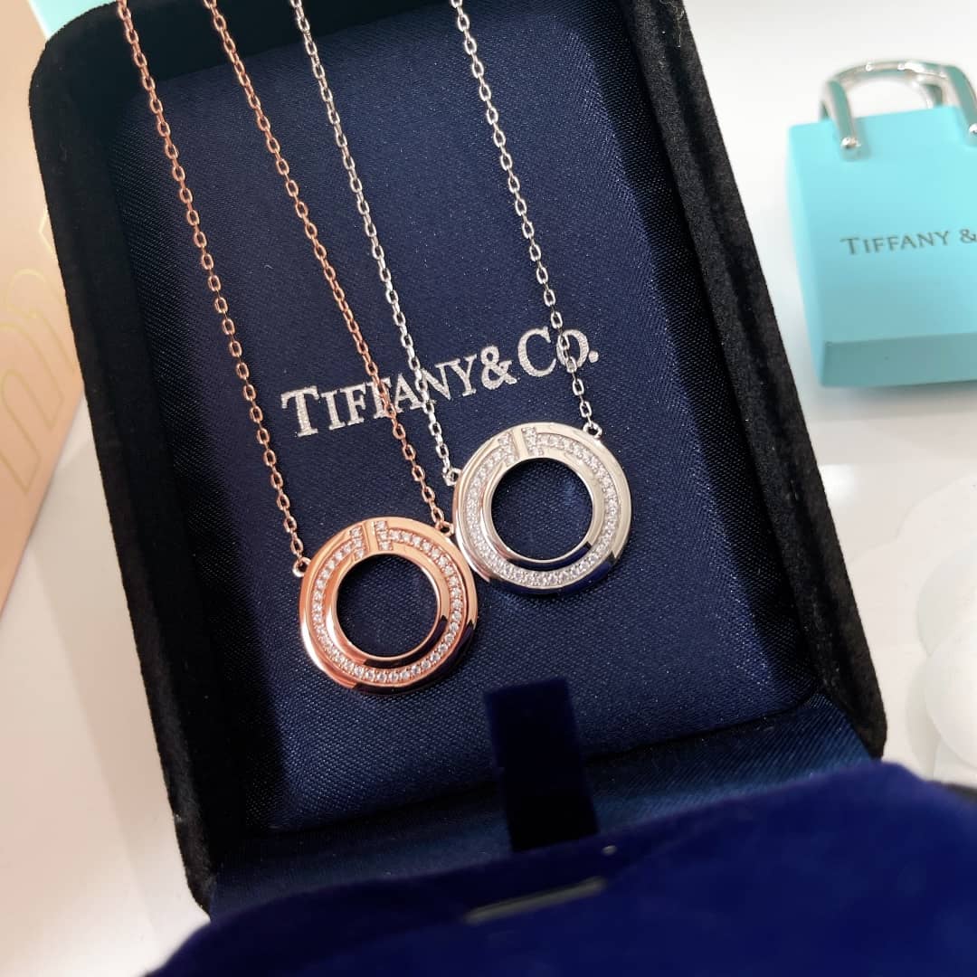Fake T*f*ny Logo Necklace