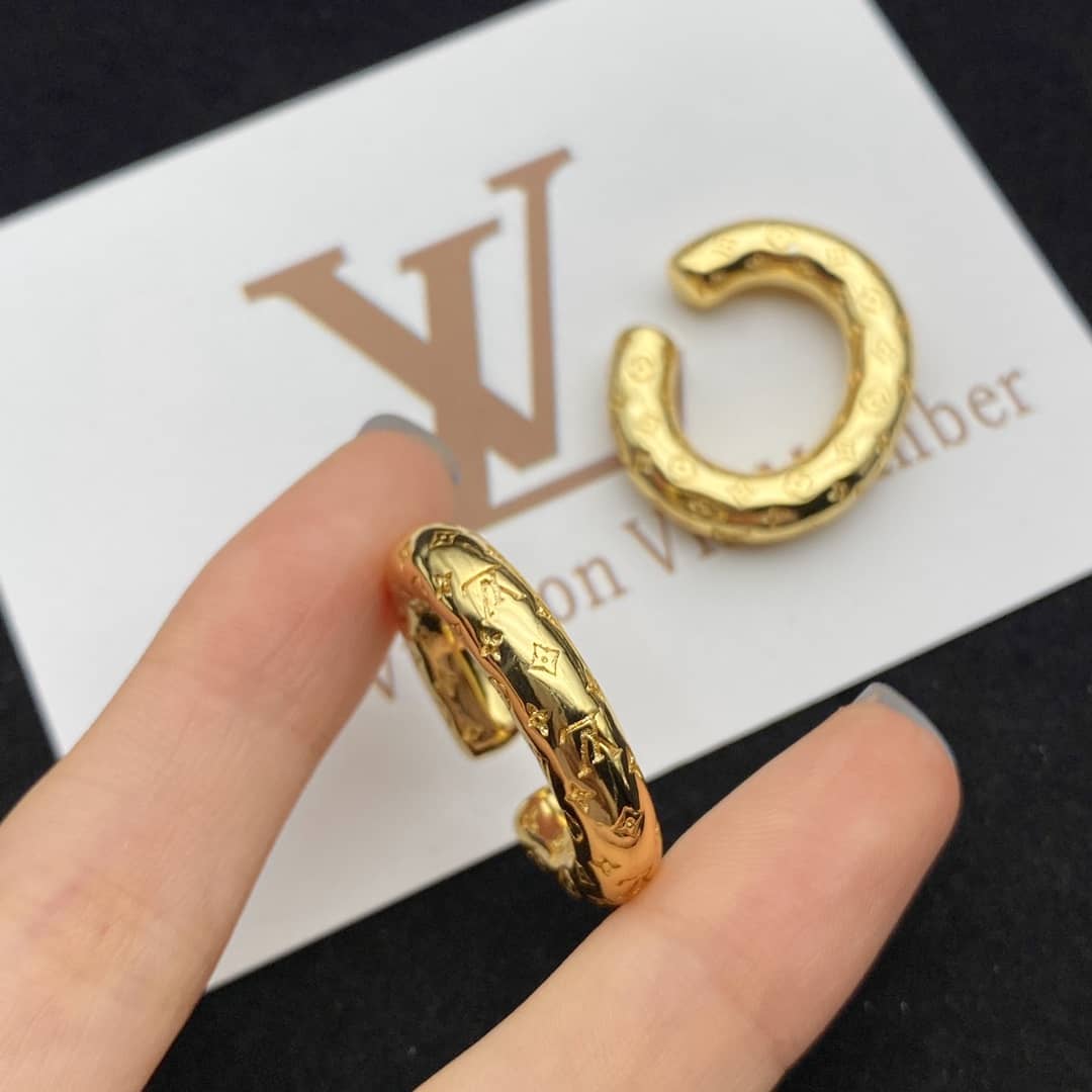 Cheap L0vis Vvtt0n Earring