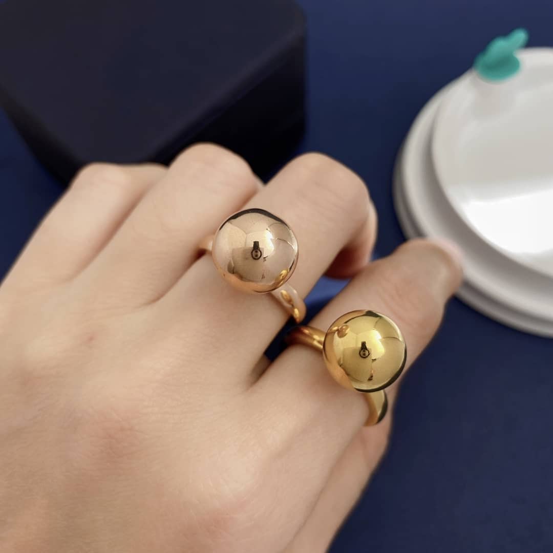 7 Star T*f*ny Ring