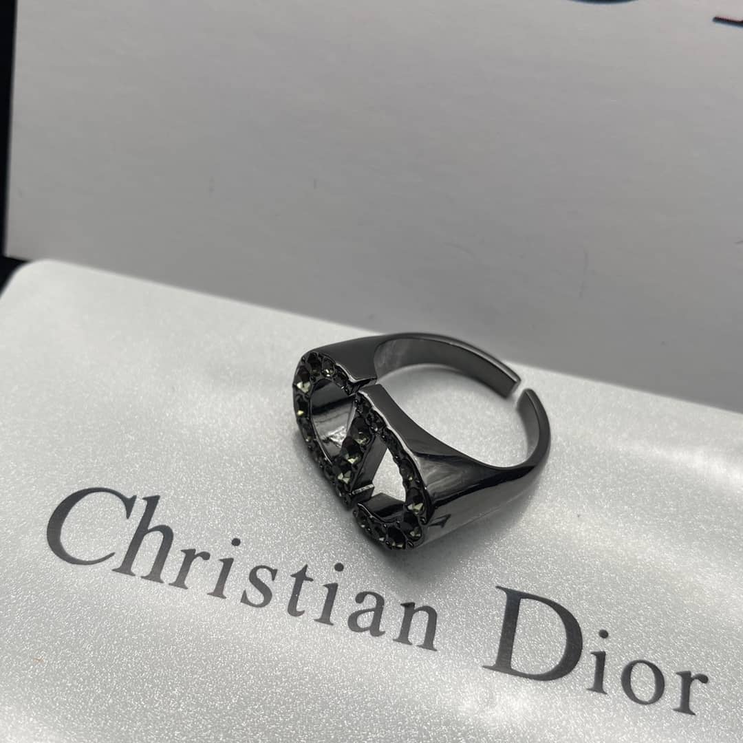 7 Star Chr1st1an D10r Ring