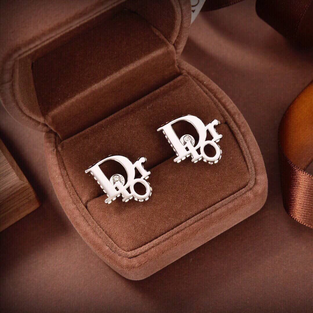 Knockoff Chr1st1an D10r Logo Earring