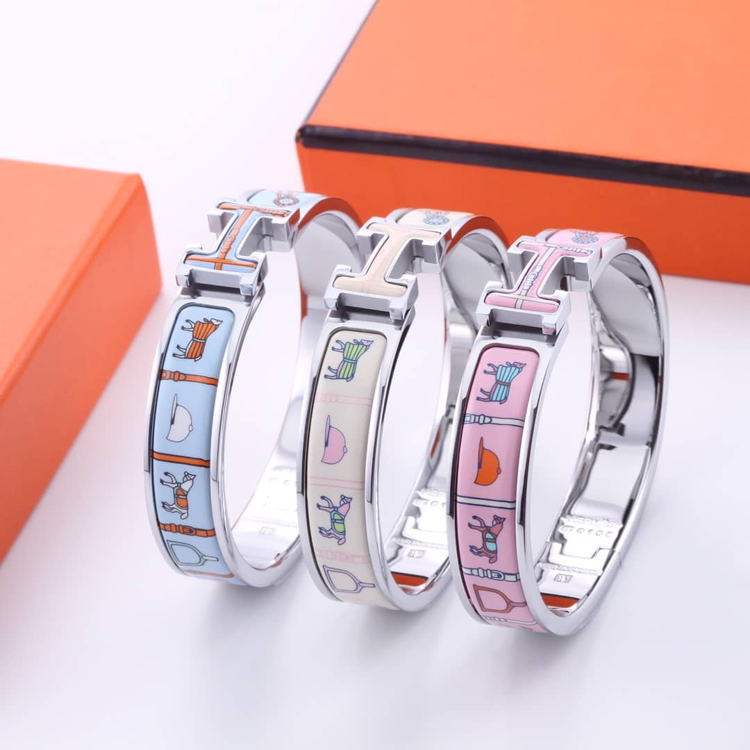 Fake H**me5 Logo Bracelet