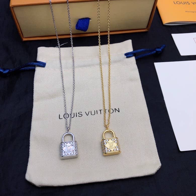 High Quality L0vis Vvtt0n Necklace