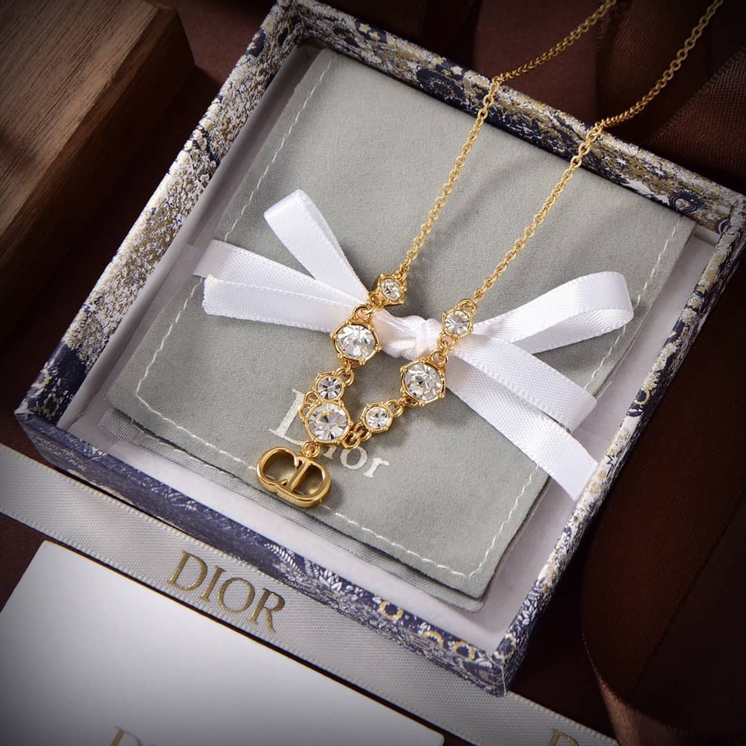 Best Chr1st1an D10r Classic Necklace