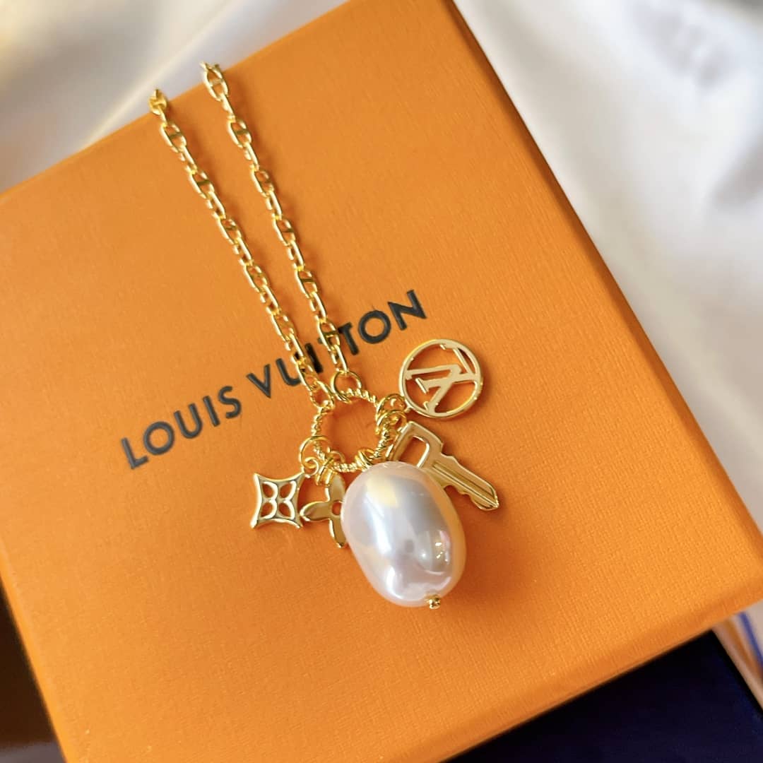 Replica L0vis Vvtt0n Necklace