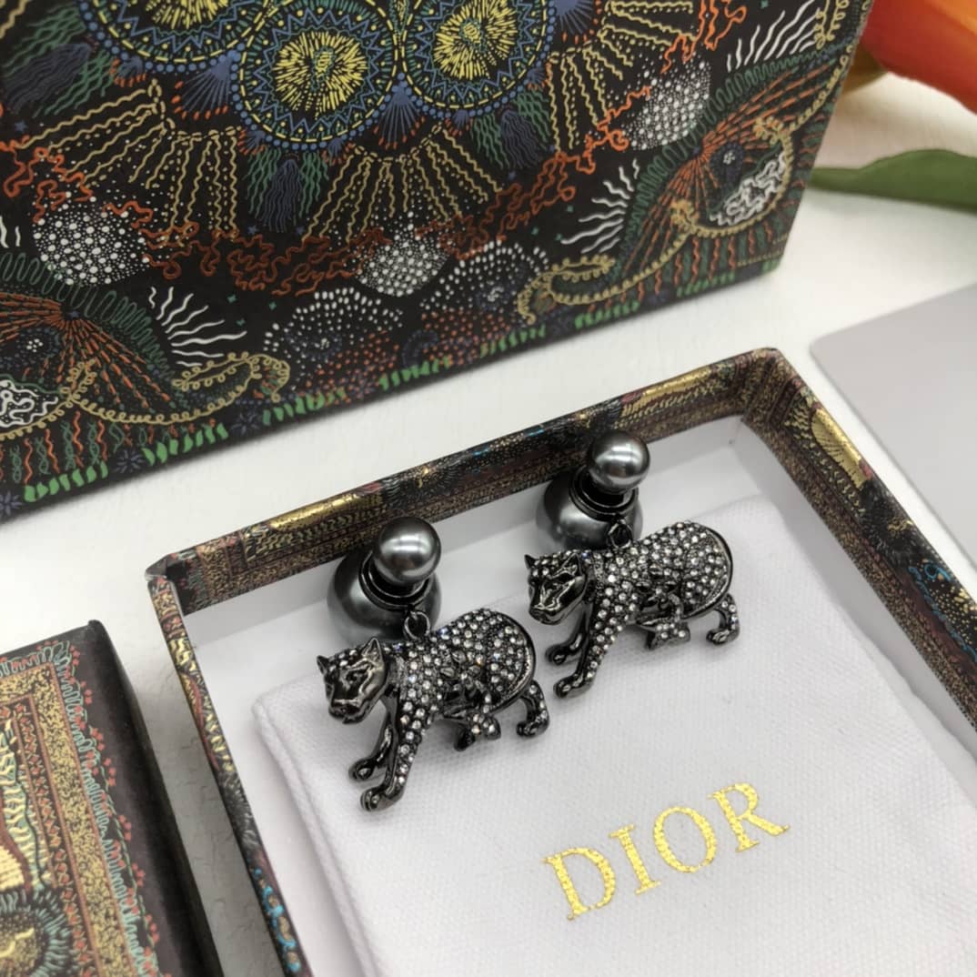 Cheap Chr1st1an D10r Earring