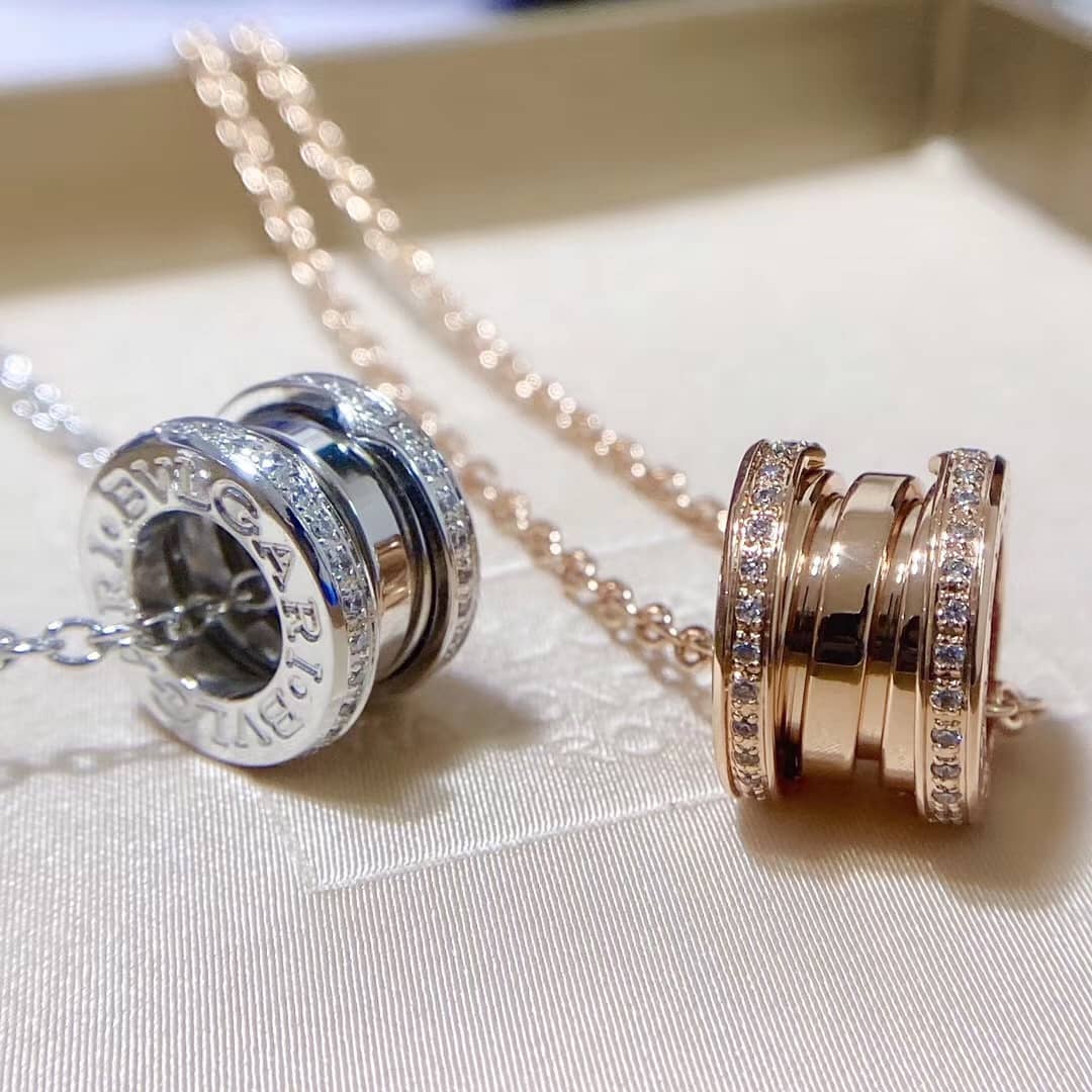 Fake Bv1g*ai Logo Necklace