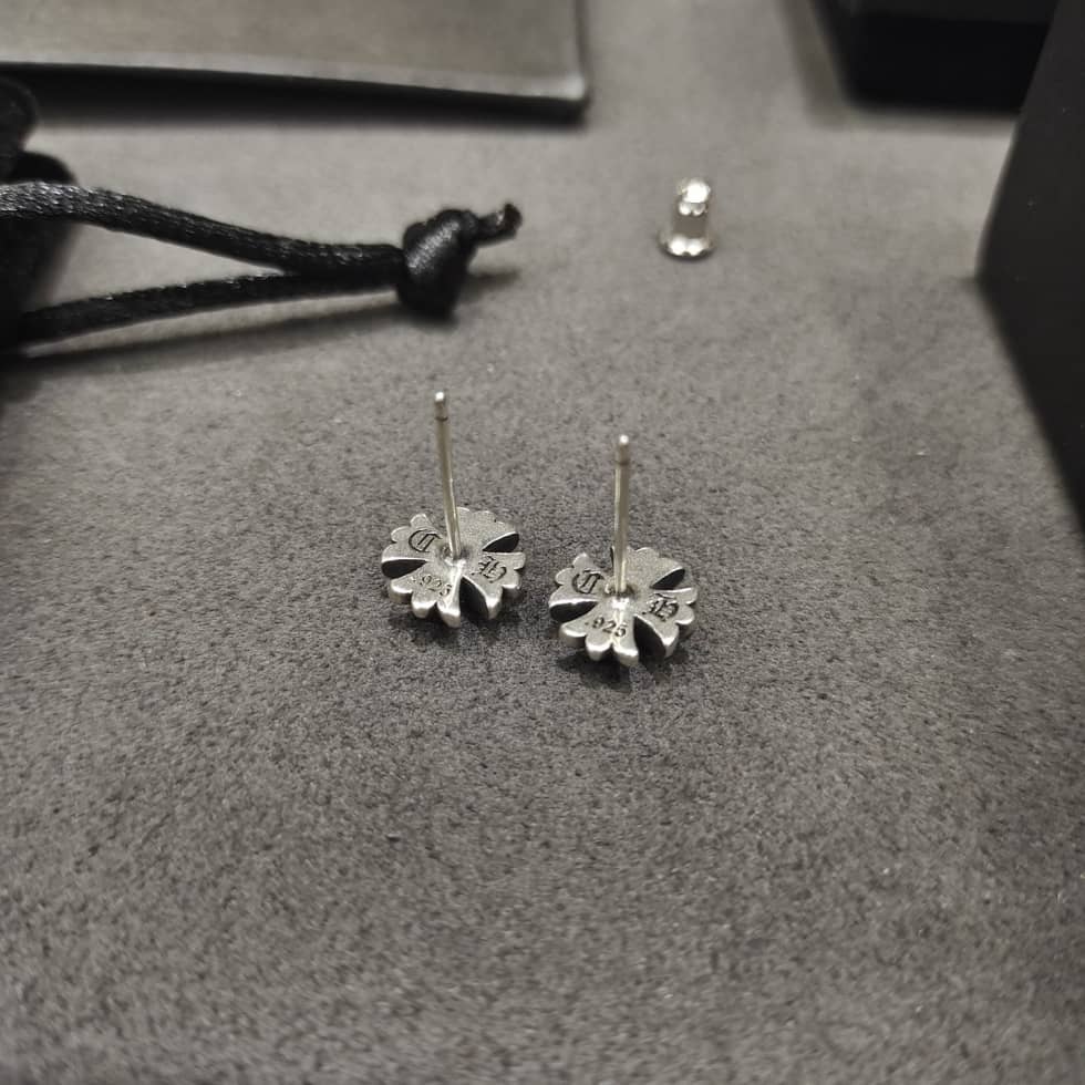 Replica Ch*0me He**ts Earring