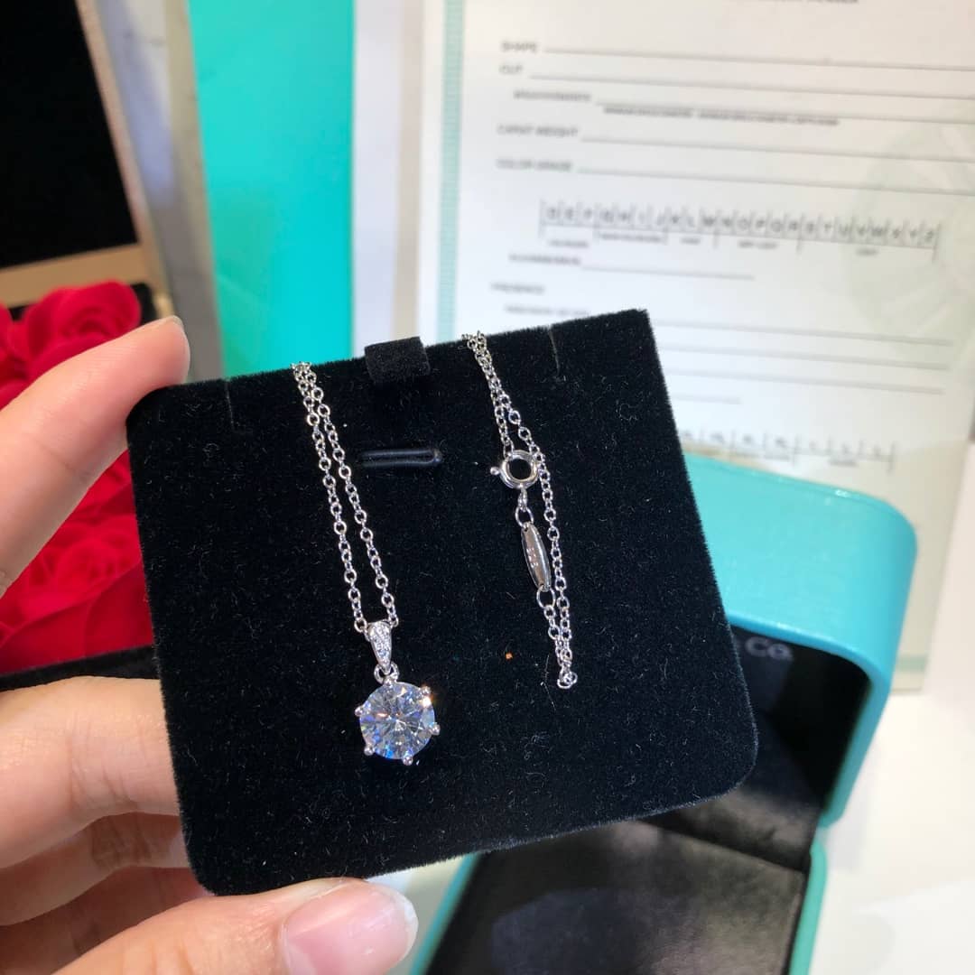 T*f*ny Necklace First Copy